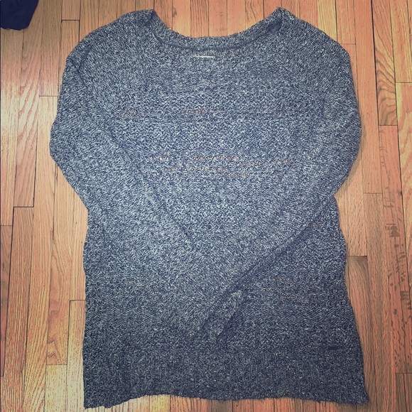 Abercrombie and Fitch cozy oversized gray sweater - Picture 4 of 7